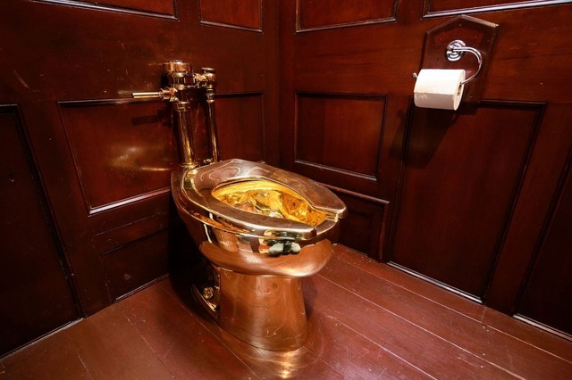 イングランドの邸宅から１８金の「トイレ」が盗まれた事件で、男が窃盗の罪を認めた